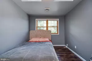 220 California Ave, Shenandoah, PA 17976 - Photo 32