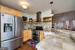 220 California Ave, Shenandoah, PA 17976 - Photo 18