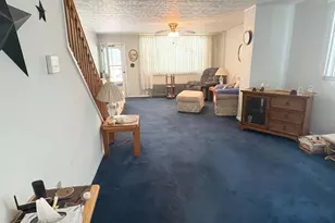 612 W Bacon St, Pottsville, PA 17901 - Photo 2