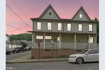 300 Penn Street, Tamaqua, PA 18252 - Photo 2