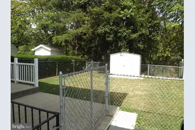 211 E Bacon Street, Pottsville, PA 17901 - Photo 4