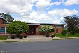 2300 Mahantongo St, Pottsville, PA 17901 - Photo 1