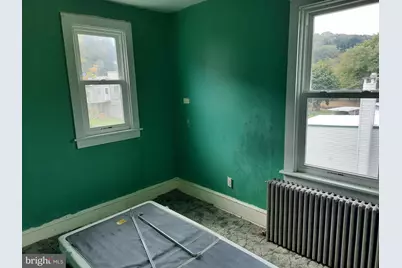 52 E Line Street, Tremont, PA 17981 - Photo 8