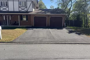 360 Ohio Ave, Shenandoah, PA 17976 - Photo 4