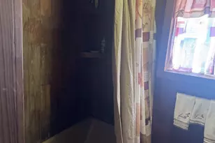 360 Ohio Ave, Shenandoah, PA 17976 - Photo 22