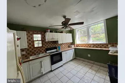 506 E Mahanoy Street, Mahanoy City, PA 17948 - Photo 2