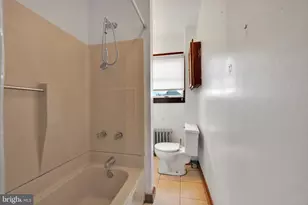 135 S 2nd St, Frackville, PA 17931 - Photo 18