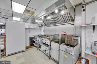 135 S 2nd St, Frackville, PA 17931 - Photo 6