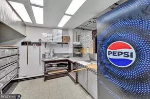 135 S 2nd St, Frackville, PA 17931 - Photo 4