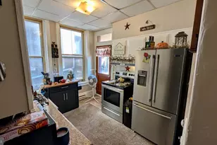 242 E Mauch Chunk St, Tamaqua, PA 18252 - Photo 6