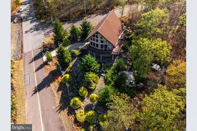 29 Blackhawk Boulevard, Hazleton, PA 18202 - Photo 4