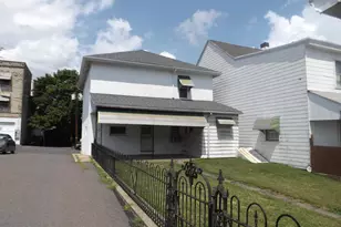 233 S South St, Minersville, PA 17954 - Photo 6