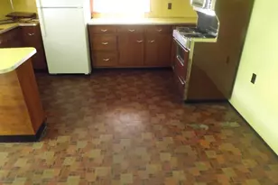 233 S South St, Minersville, PA 17954 - Photo 18