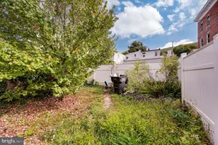 621 W Market St, Pottsville, PA 17901 - Photo 24