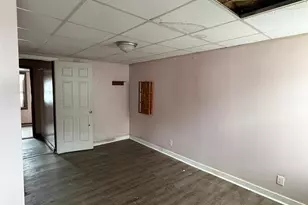 141 Carbon St, Minersville, PA 17954 - Photo 12