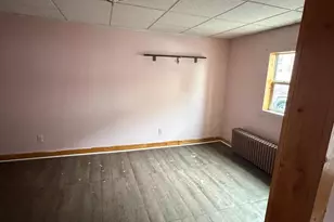 141 Carbon St, Minersville, PA 17954 - Photo 4