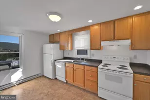 600 E Main St, Hegins, PA 17938 - Photo 8