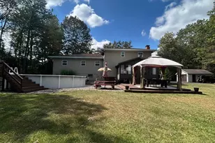 1010 N Green St, McAdoo, PA 18237 - Photo 2