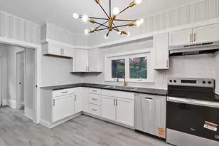 344 E Bacon St, Pottsville, PA 17901 - Photo 12