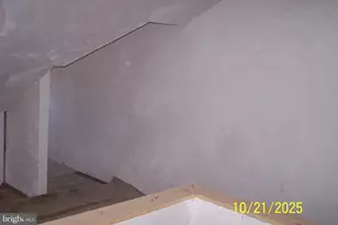 143 N Pine St, Tamaqua, PA 18252 - Photo 16