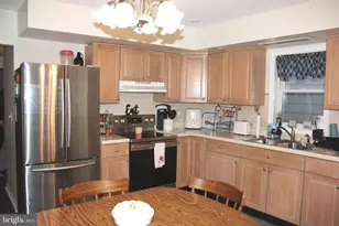 320 S Mill St, Saint Clair, PA 17970 - Photo 10