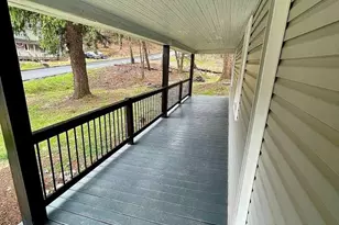 131 S Schaeffer Hill Rd, Pottsville, PA 17901 - Photo 4