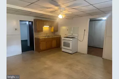 48 N 2nd Street, Saint Clair, PA 17970 - Photo 8