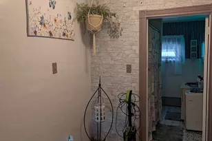 118 W High St, Coaldale, PA 18218 - Photo 16