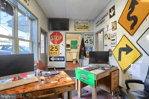 40 N 4th St, Saint Clair, PA 17970 - Photo 6