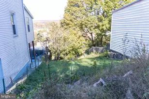 231 Laurel St, Minersville, PA 17954 - Photo 22