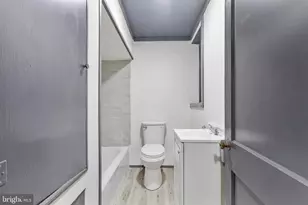 25 W Coal St, Shenandoah, PA 17976 - Photo 20