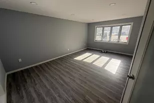 308 E Main St, Girardville, PA 17935 - Photo 8