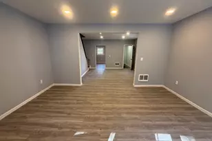 308 E Main St, Girardville, PA 17935 - Photo 6