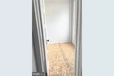 27 N Nice Street, Frackville, PA 17931 - Photo 2