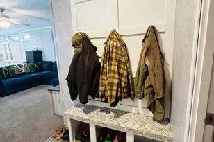 720 Mountain Rd, Pine Grove, PA 17963 - Photo 16