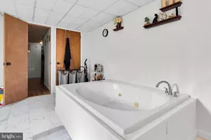 219 Gay St, Tamaqua, PA 18252 - Photo 14