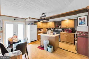 219 Gay St, Tamaqua, PA 18252 - Photo 6