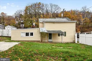 901 Fairview St, Pottsville, PA 17901 - Photo 32