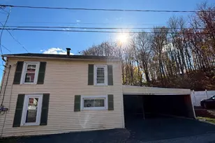 901 Fairview St, Pottsville, PA 17901 - Photo 2