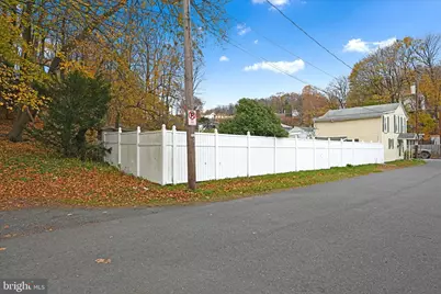901 Fairview Street, Pottsville, PA 17901 - Photo 4