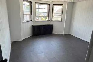 227 Florida Ave, Shenandoah, PA 17976 - Photo 2