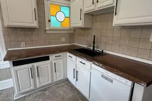 105 S 4th St, Minersville, PA 17954 - Photo 8