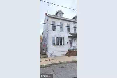 705 W Race Street, Pottsville, PA 17901 - Photo 1