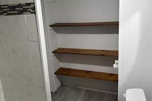 321 Peacock St, Pottsville, PA 17901 - Photo 8