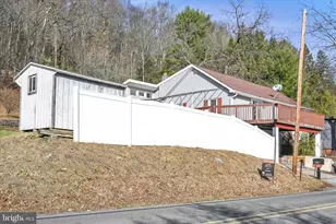 225 Owl Creek Rd, Tamaqua, PA 18252 - Photo 8