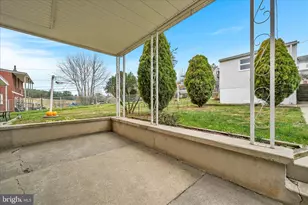 212 Broad St, Saint Clair, PA 17970 - Photo 6