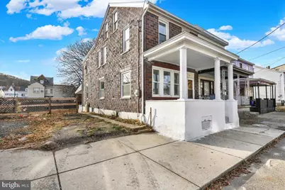 32 S Front Street, Saint Clair, PA 17970 - Photo 4