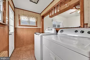 523 W Oak St, Frackville, PA 17931 - Photo 14