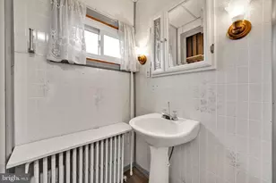 523 W Oak St, Frackville, PA 17931 - Photo 16