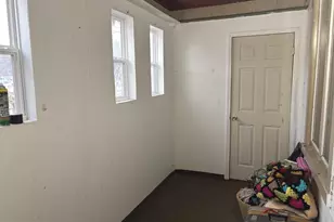 235 Chestnut St, Ashland, PA 17921 - Photo 4